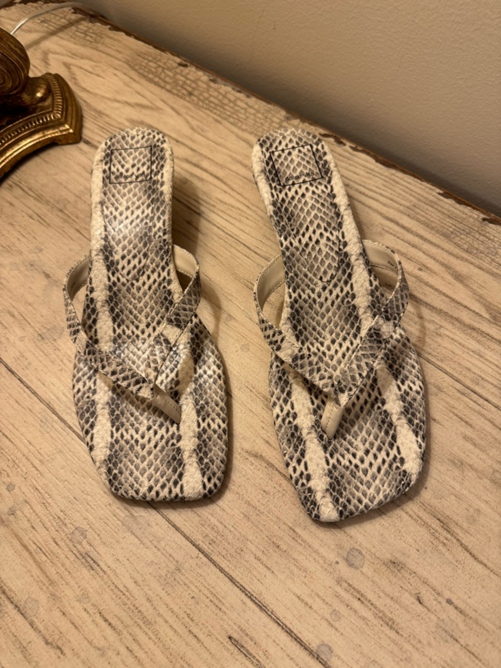 Dolce Vita Snake-Print Thong Sandals in Black and Cream